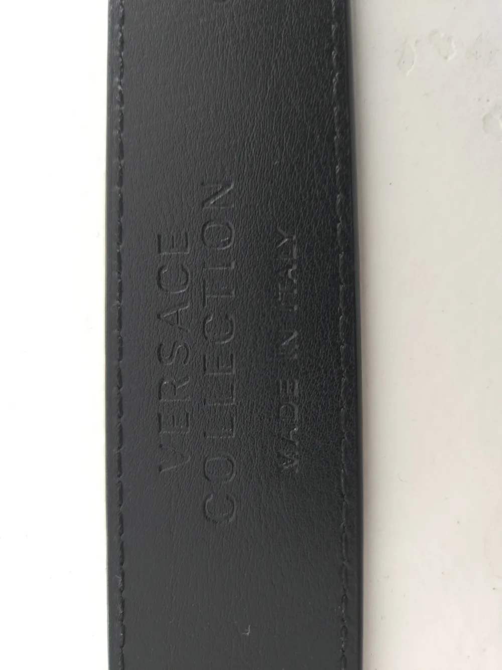 Versace Collection Vera Pelle Black Leather Belt 90/105 Size: 36” Used